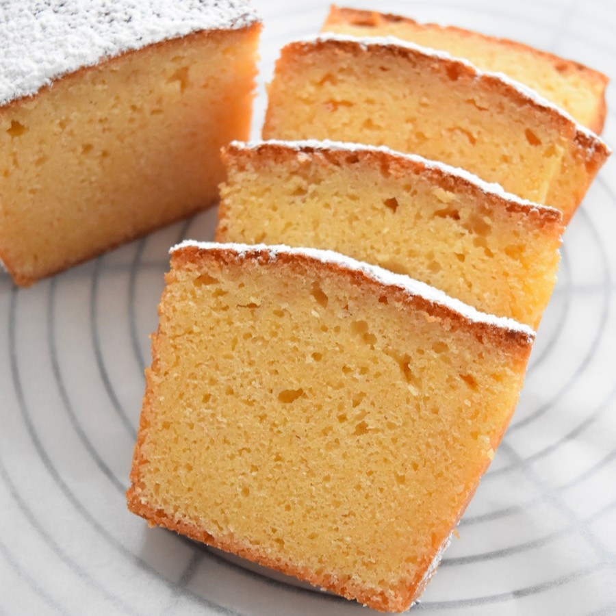 基本のアマレットケーキ