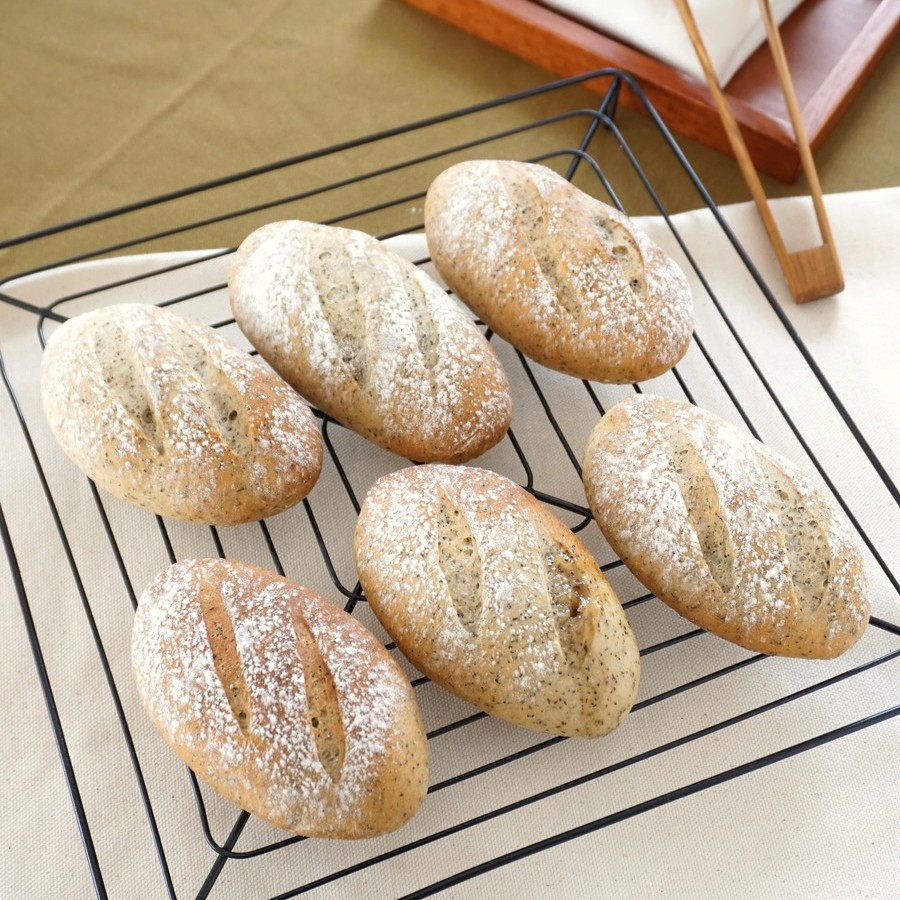 紅茶香る　ふんわりシュガーバターパン