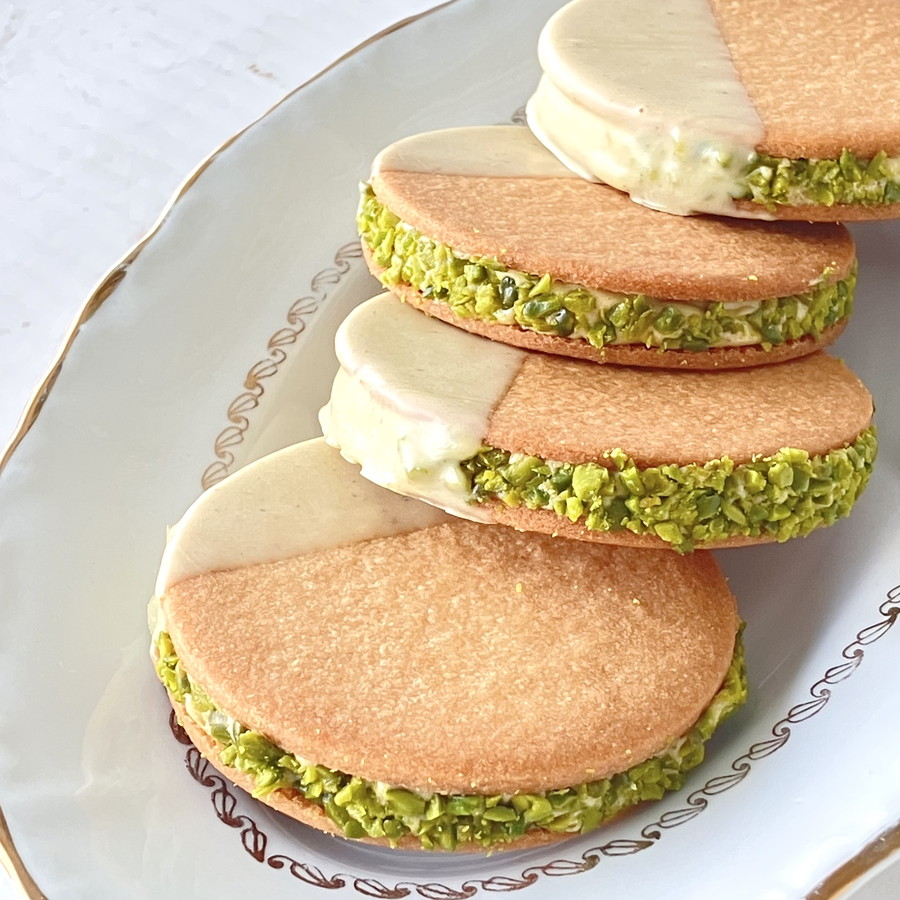 ピスタチオのクリームサンドクッキー