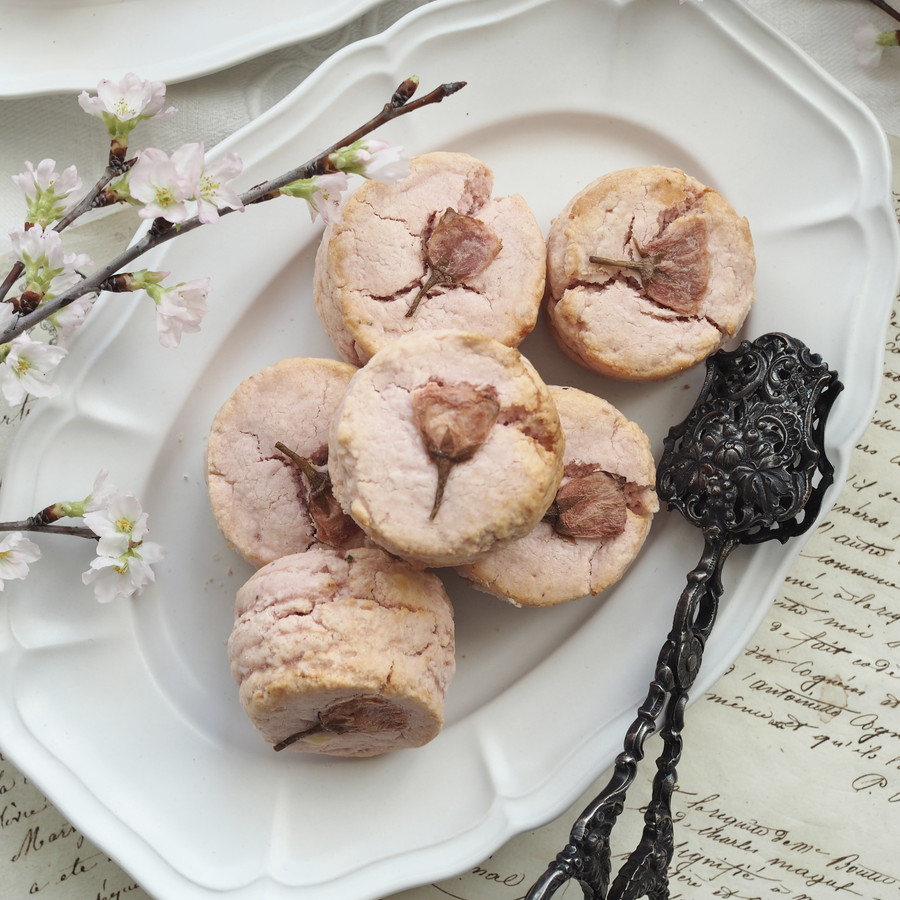 【グルテンフリー】米粉の桜スコーン