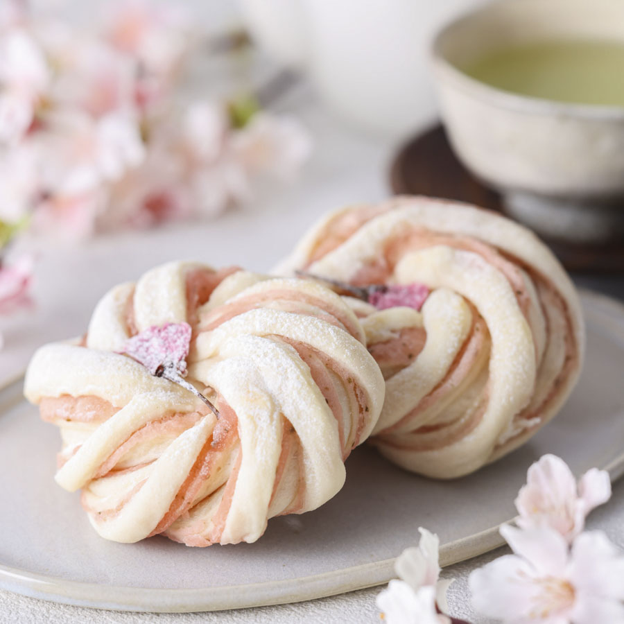 白パン生地で作る桜あんぱん