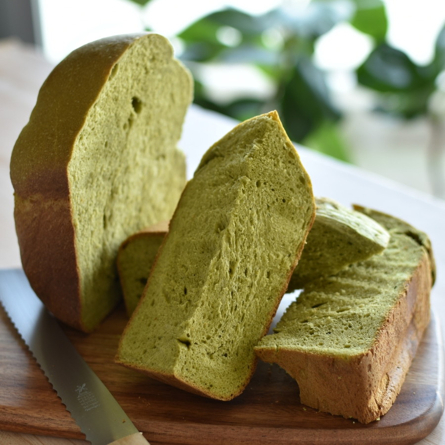ホームベーカリーで簡単　緑茶のブリオッシュふんわり食パン