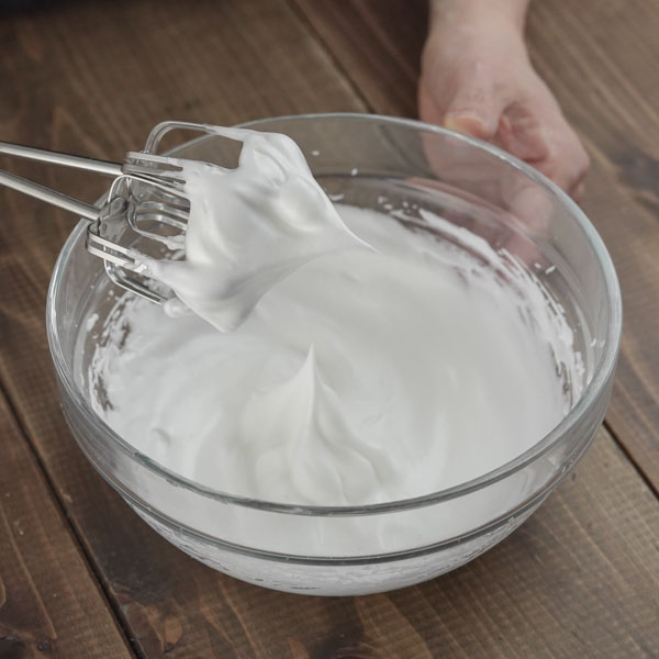 1　　ダックワーズ生地