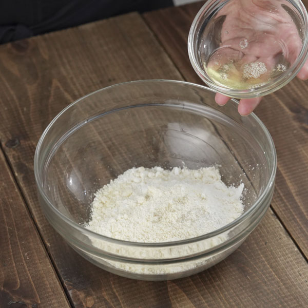 1　　マカロン生地のベース