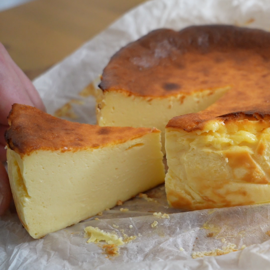 柑橘香る　濃厚バスクチーズケーキ