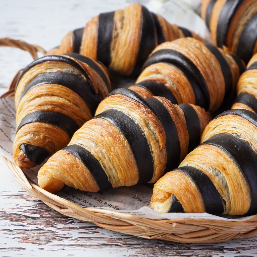 基本のバイカラークロワッサン