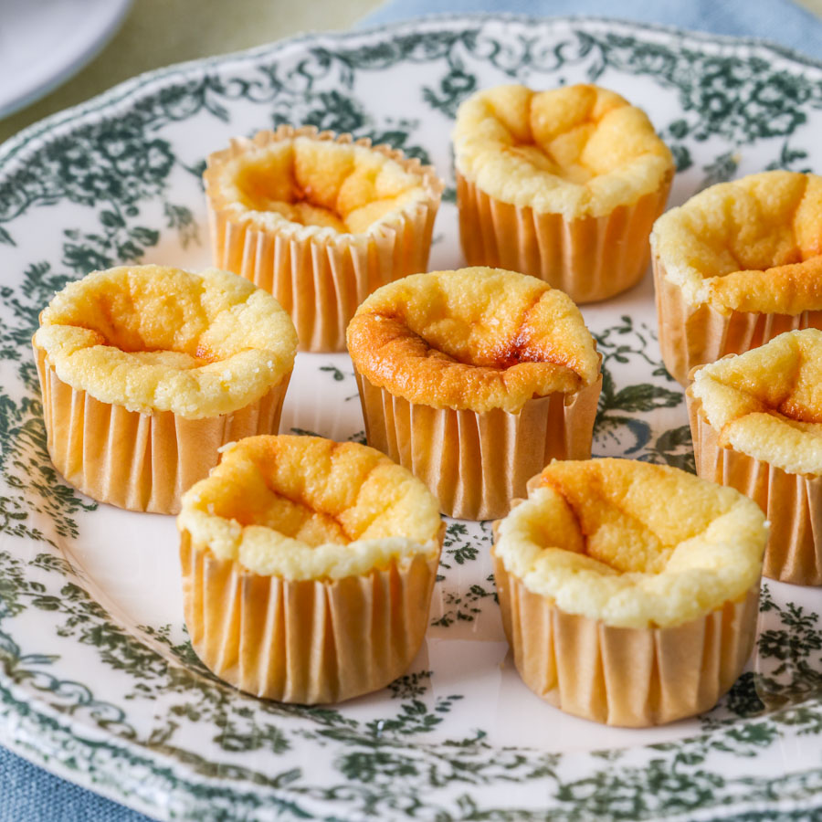 ミニチーズスフレケーキ