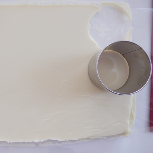 9　チョコレートの型抜き