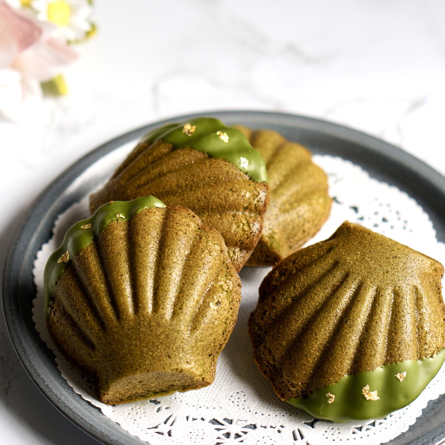 【グルテンフリー】米粉と抹茶のあんマドレーヌ