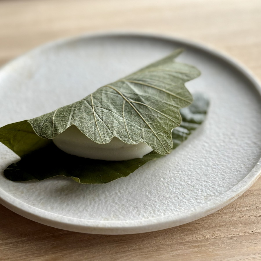 レンジで簡単!手軽に作る柏餅(味噌あん)