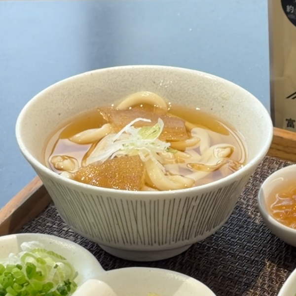 <熱々だし&ひんやりだし氷で>