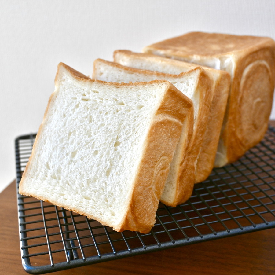 カメリヤでふっくらおいしい!基本の角食パン