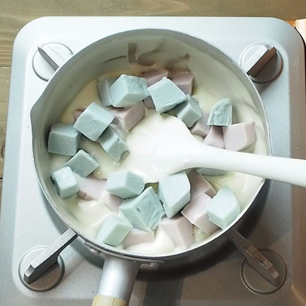 12　レアチーズ羊羹(白)