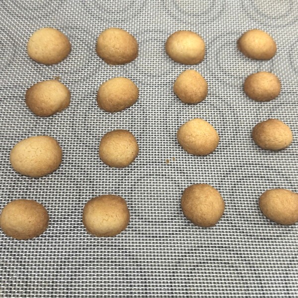 4　スノーボールクッキー
