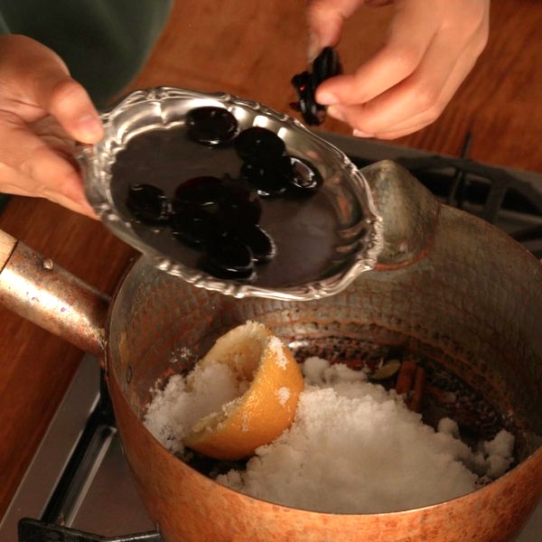 2　材料を火にかける