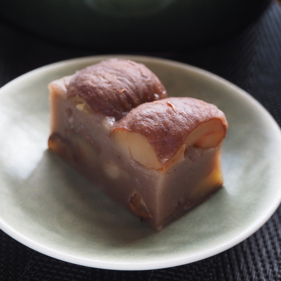 栗づくし!「渋皮栗蒸し羊羹」