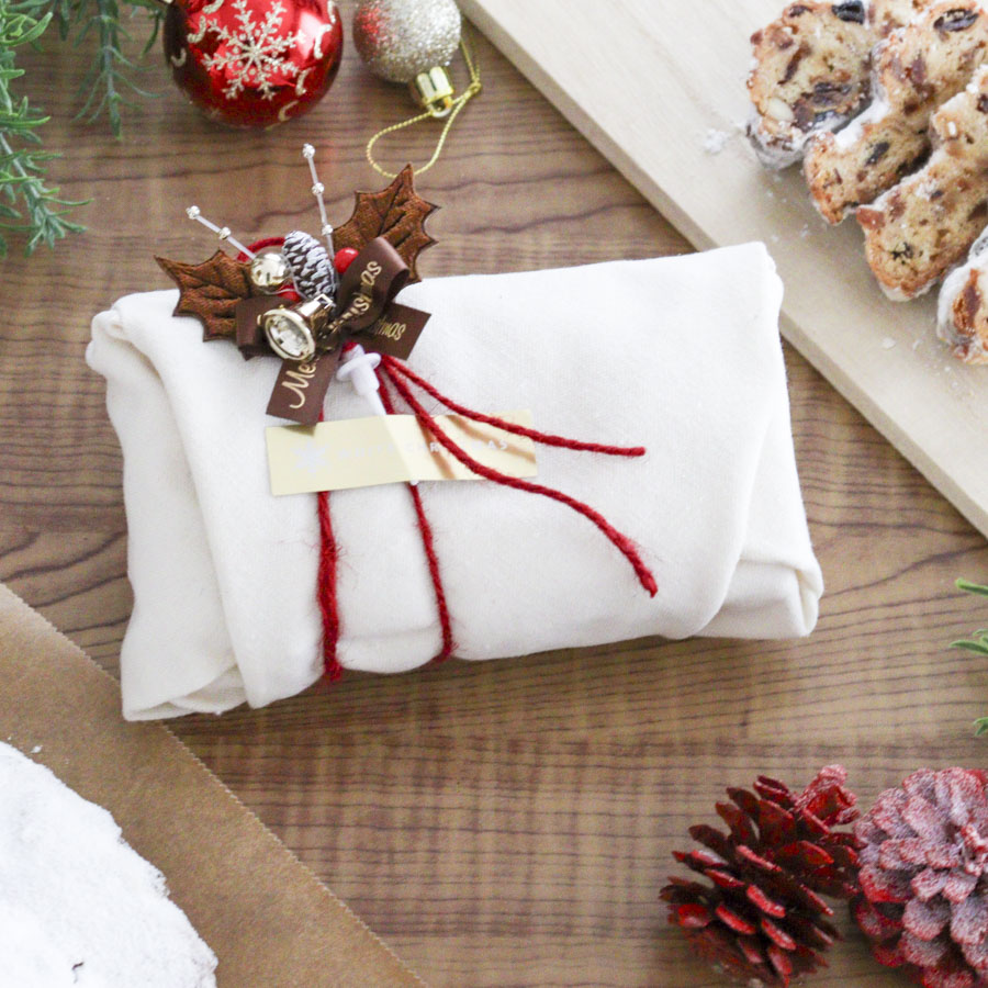 お店でも効率が良い!シュトーレンラッピング