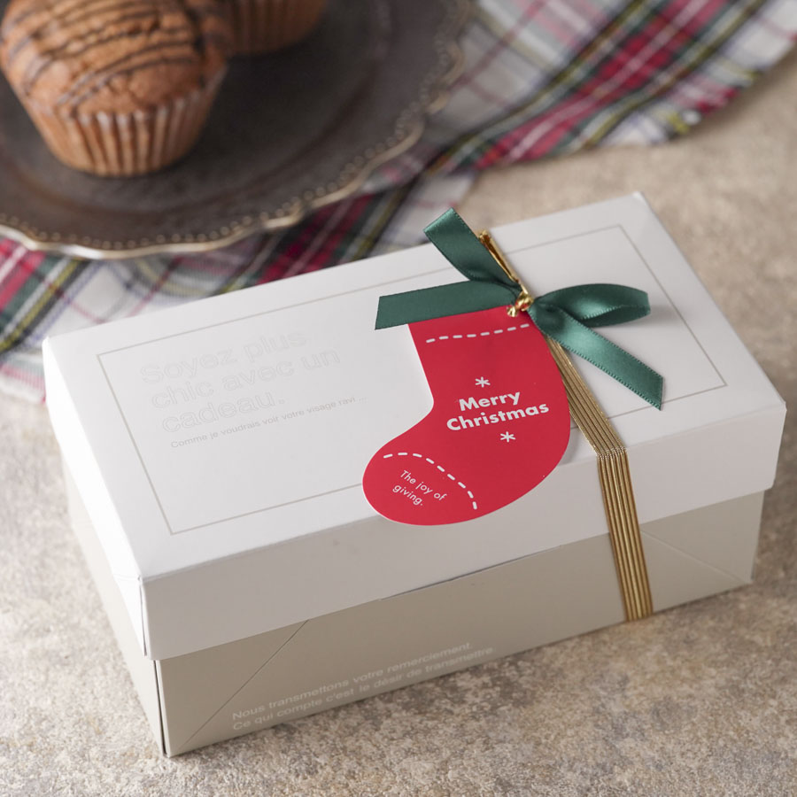 クリスマスオーナメントがかわいいマフィンラッピング