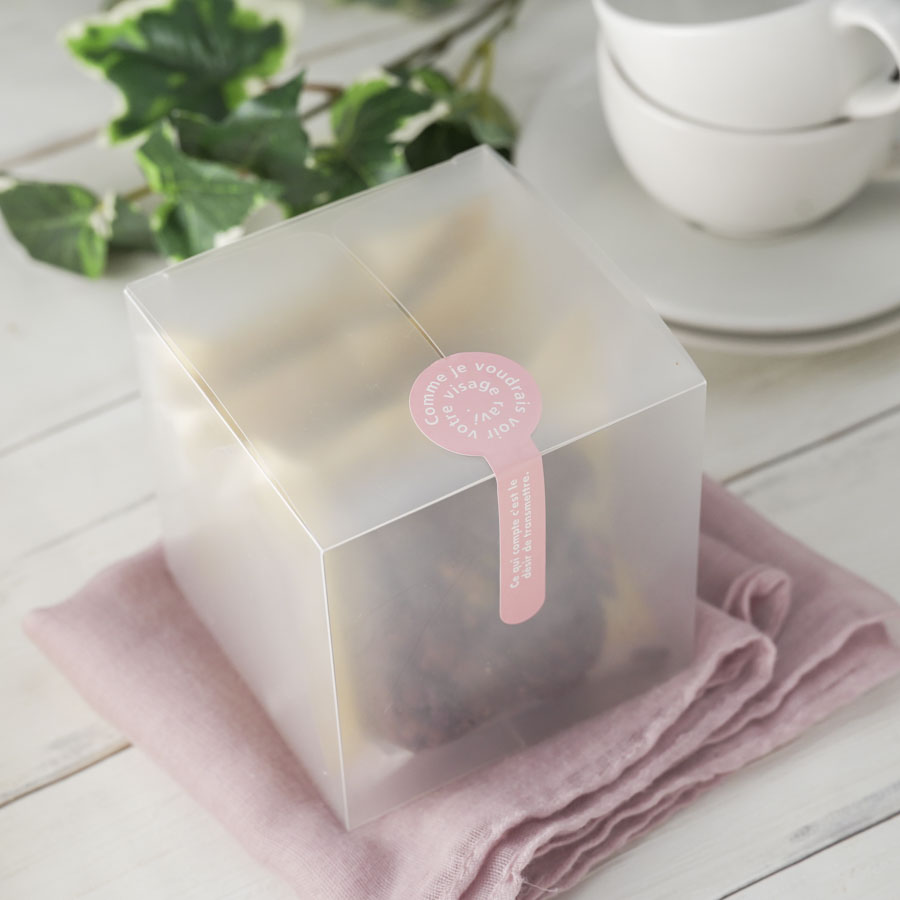 半透明のキューブBOXを使ったブラウニーラッピング